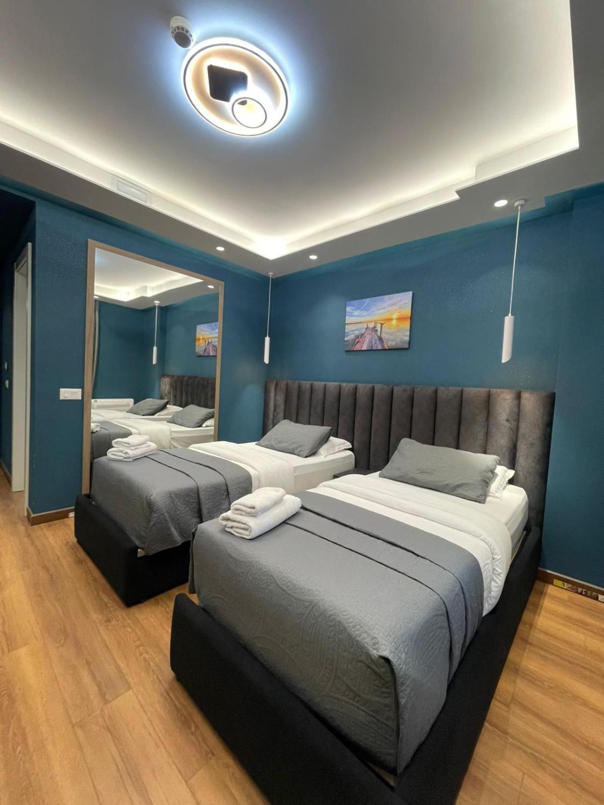 Peaky Hotel Durres Exterior photo