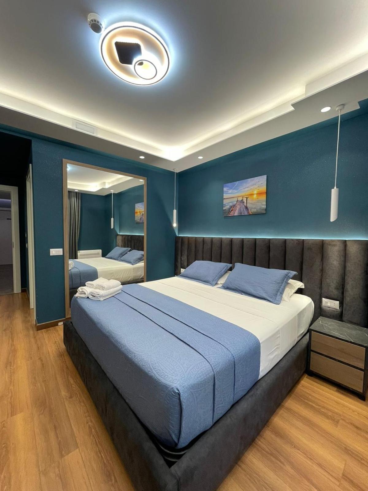 Peaky Hotel Durres Exterior photo